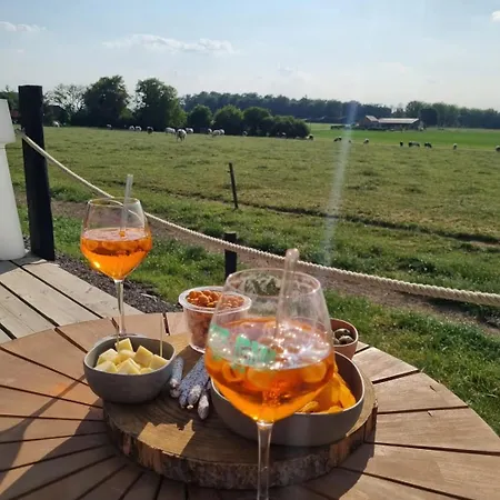 Luxury tent La Bulle Celeste Faimes
