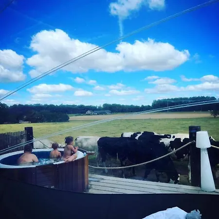 La Bulle Celeste Οργανωμένο κάμπινγκ *