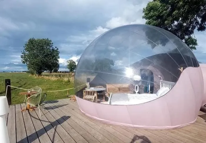 Campismo de Luxo La Bulle Celeste Faimes