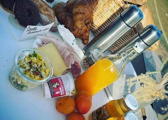 Campismo de Luxo La Bulle Celeste Faimes